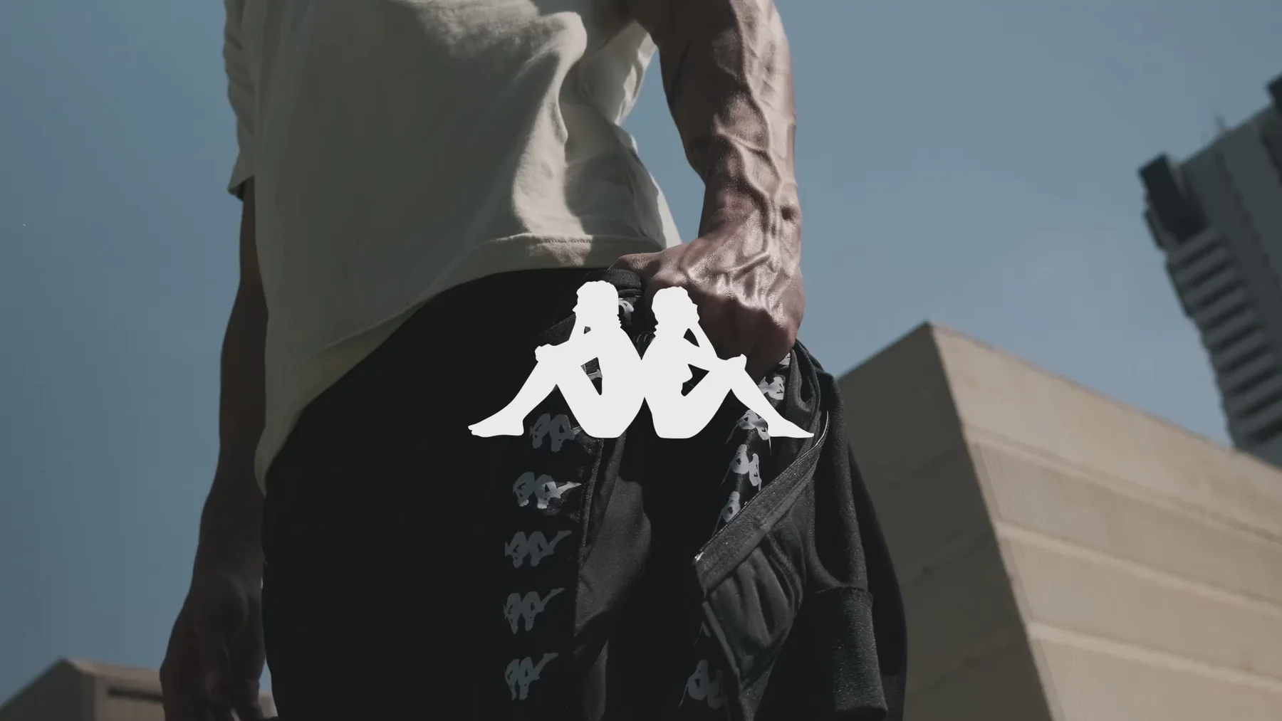 Iconic Heritage, Modern Street Style